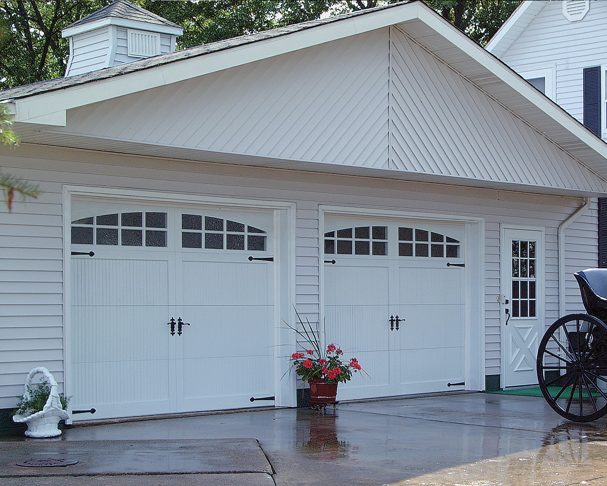 CHI Carriage House Garage Door Model 5250